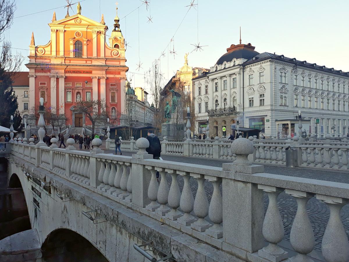 Urban Homy Ljubljana Bed & Breakfast Exterior photo