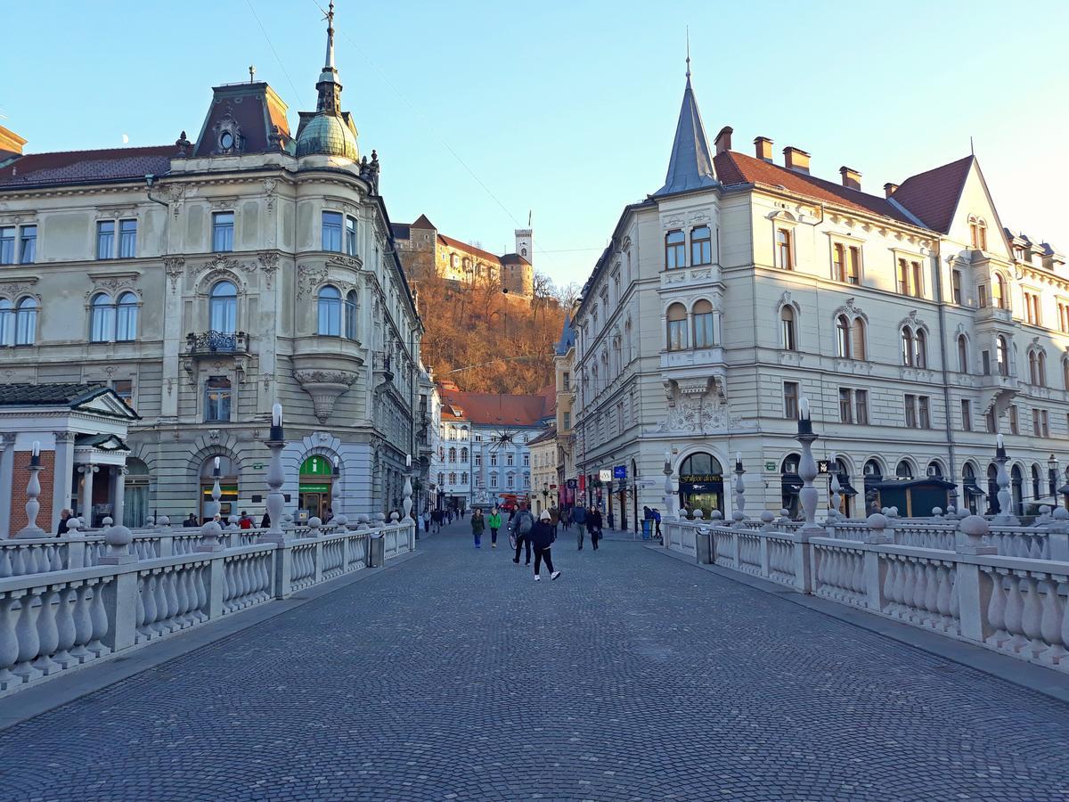 Urban Homy Ljubljana Bed & Breakfast Exterior photo